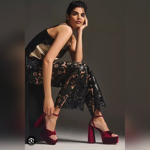 SCHUTZ Ariya Platform Heels